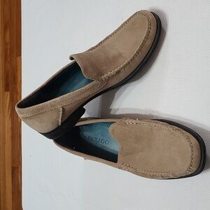 Sebago Mens Suede Loafer Shoes Slip-on Tan Leather Hand-Sewn Vibram Soles 9 EUC